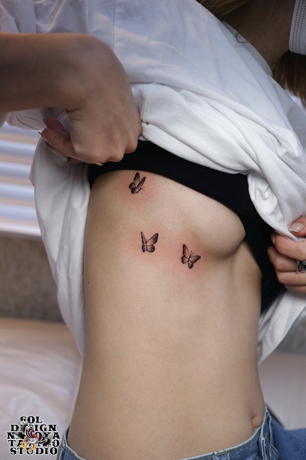 名古屋　タトゥー　女性